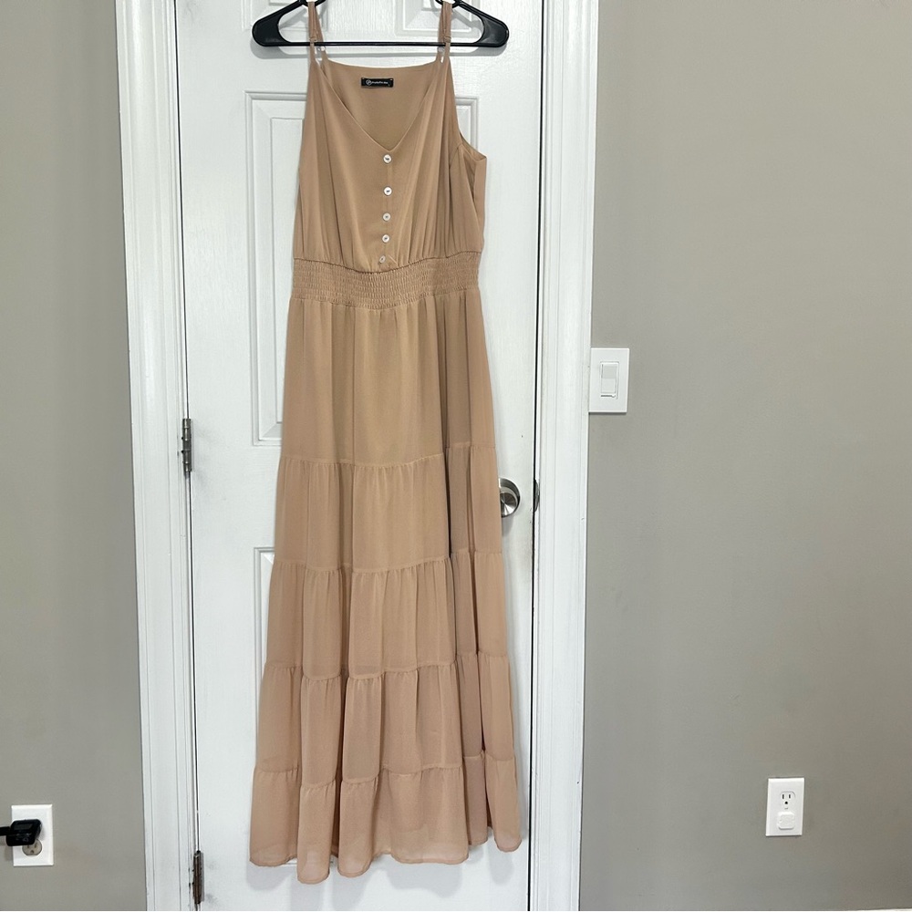 Elegant Tan Maxi Dress with Button Accents